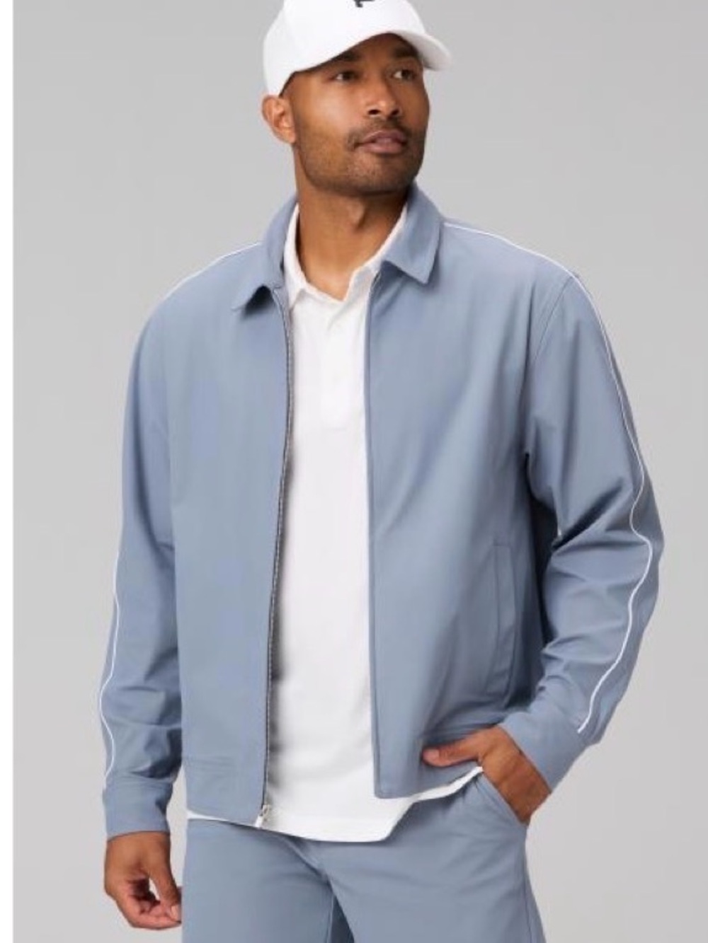 MEN’S FABLETICS THE DON CRUISER PIPED
VINTAGE GREY/CLASSIC WHITE PIPED